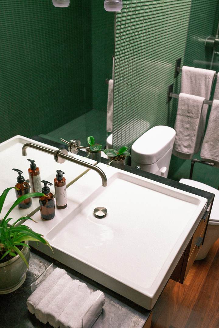 minimalist design faucet