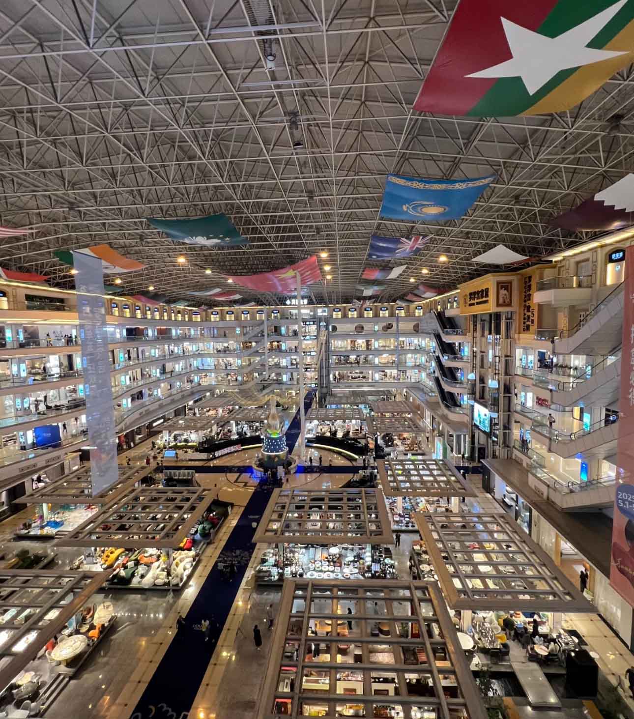 sanitary ware shopping center in China