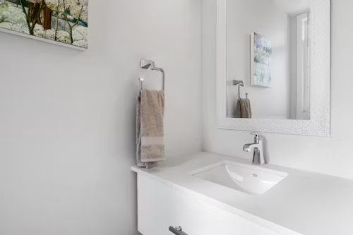 Towel Bars and Rails